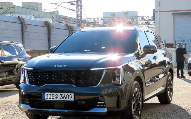 뉴쏘렌토 중고차 더 뉴 쏘렌토 4세대 가솔린 2.5T 2WD 노블레스 매물 사진 19 - 2025/03 3,370km